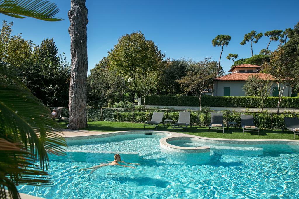 Hotel St.Mauritius Forte dei Marmi Exterior photo