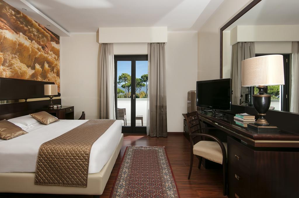 Hotel St.Mauritius Forte dei Marmi Exterior photo