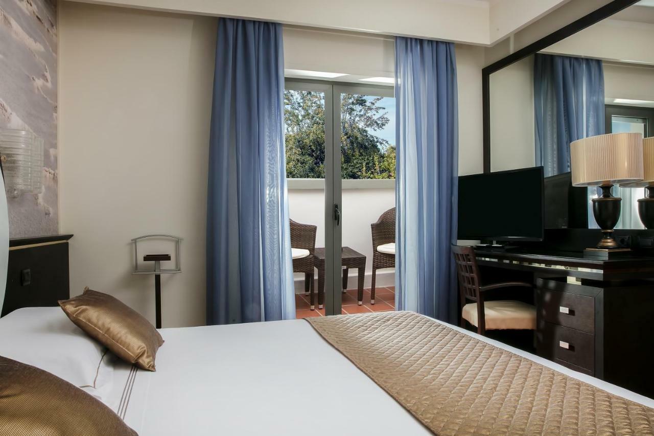 Hotel St.Mauritius Forte dei Marmi Exterior photo